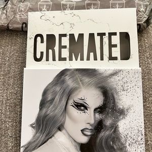 Jeffree Star Cremated Palette